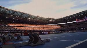 齐达内与蒯纪闻共同现身上海交大出席活动，现场教学马赛回旋